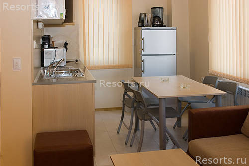Snowplough Apts 13